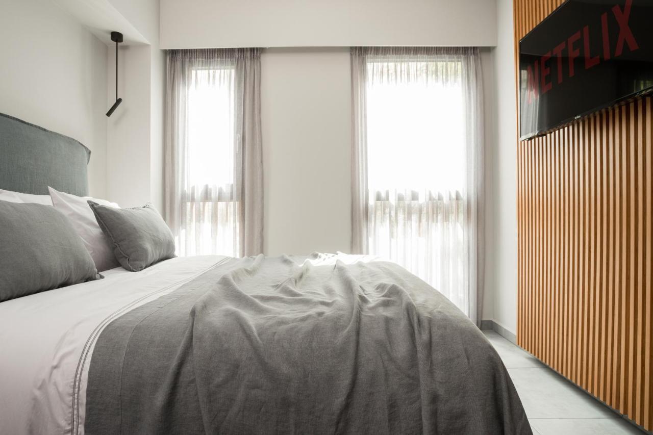 11 Enteka Acropolis Suites أثينا المظهر الخارجي الصورة