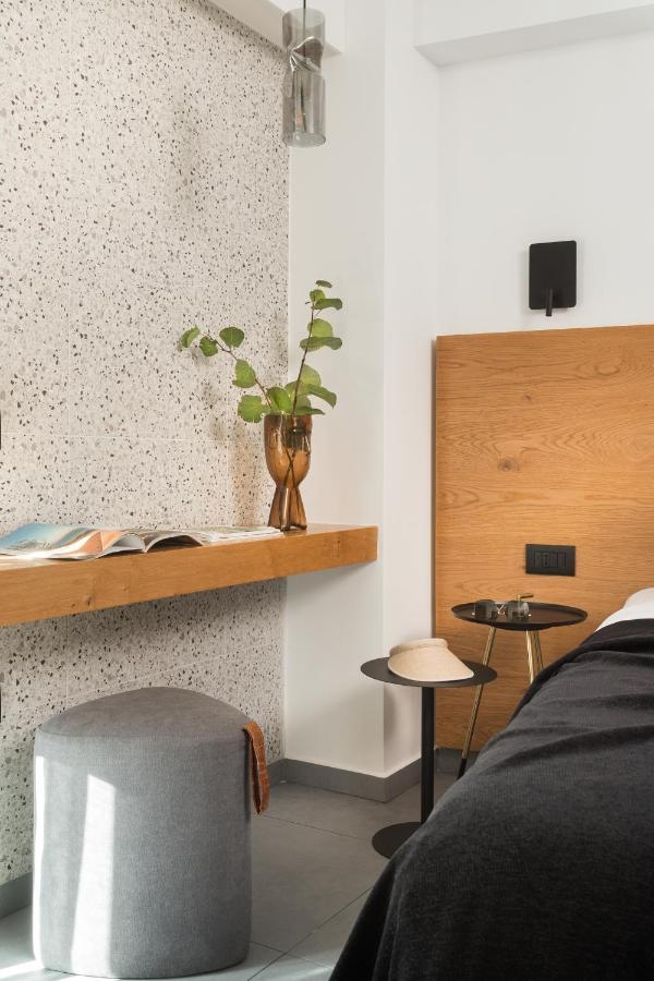 11 Enteka Acropolis Suites أثينا المظهر الخارجي الصورة