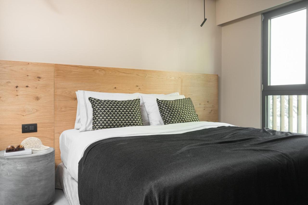 11 Enteka Acropolis Suites أثينا المظهر الخارجي الصورة