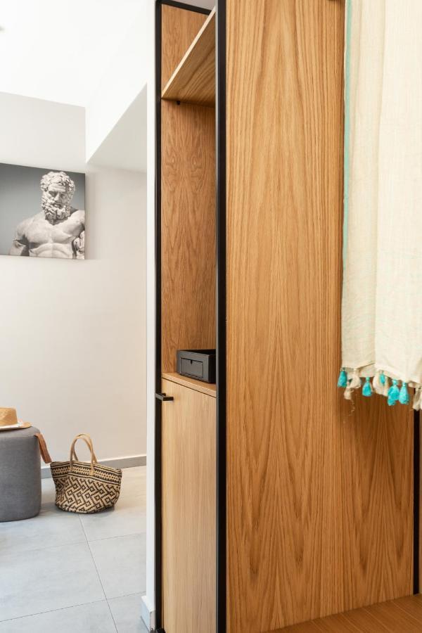 11 Enteka Acropolis Suites أثينا المظهر الخارجي الصورة