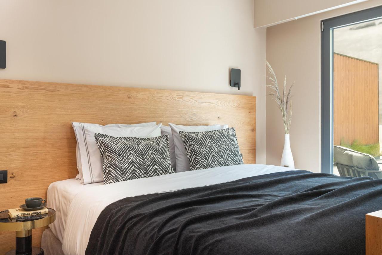 11 Enteka Acropolis Suites أثينا المظهر الخارجي الصورة