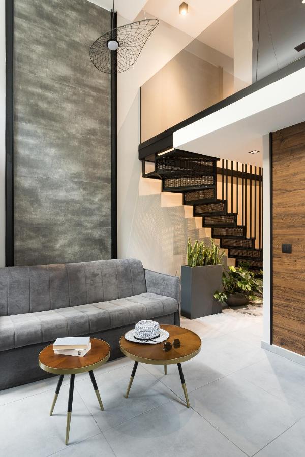11 Enteka Acropolis Suites أثينا المظهر الخارجي الصورة